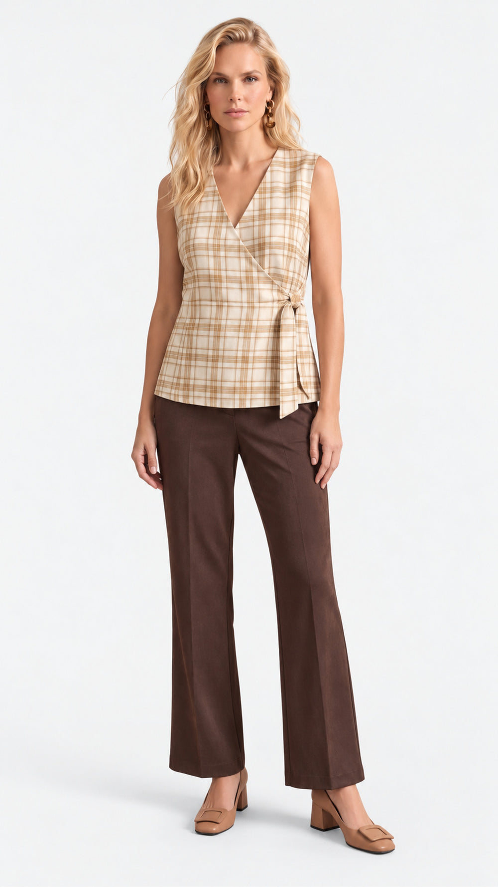 Look 26 — Blusa a quadri e pantalone — Cannella FW26/27
