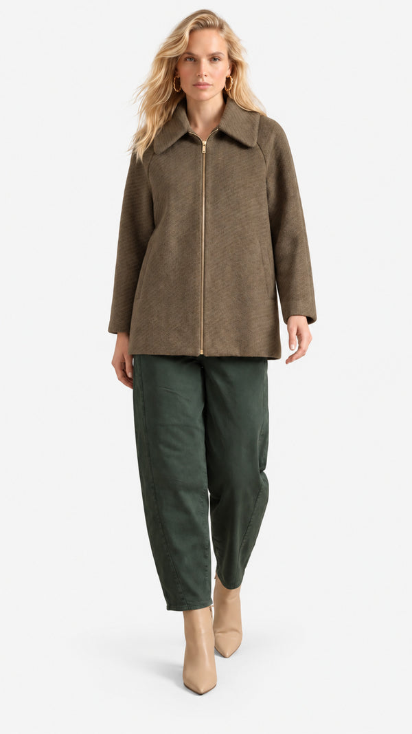 Look 30 — Cappa e pantalone nei toni del verde — Cannella FW26/27