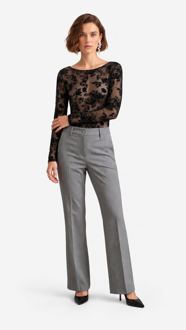 Look 72 — Maglia in pizzo e pantalone — Cannella FW26/27